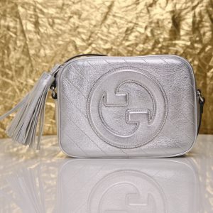 Gucci Blondie shoulder bag in silver leather