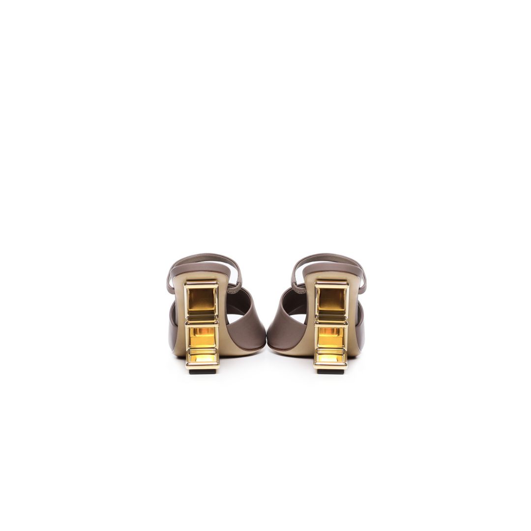 Sandales à talon haut Fendi First en cuir taupe - vue détaillée