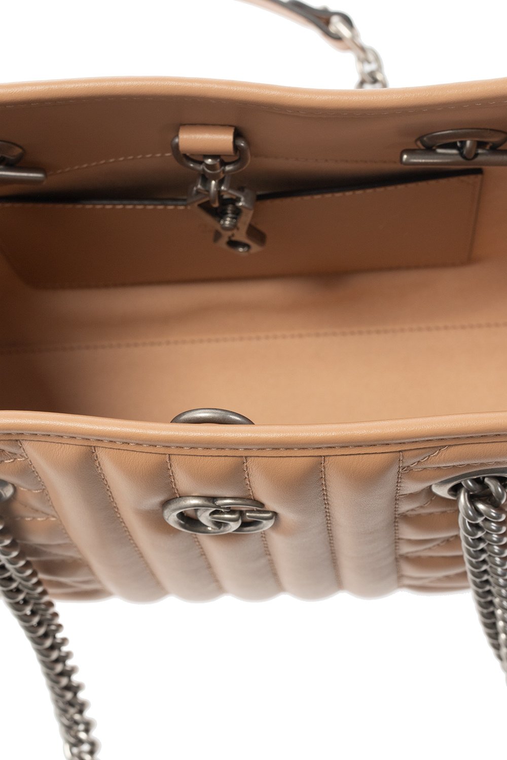 Gucci GG Marmont Shopping Bag in Beige Leather - detail view