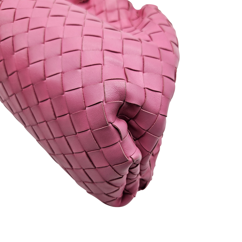Bottega Veneta Pouch Large Braided Leather Bag Pink - detail view