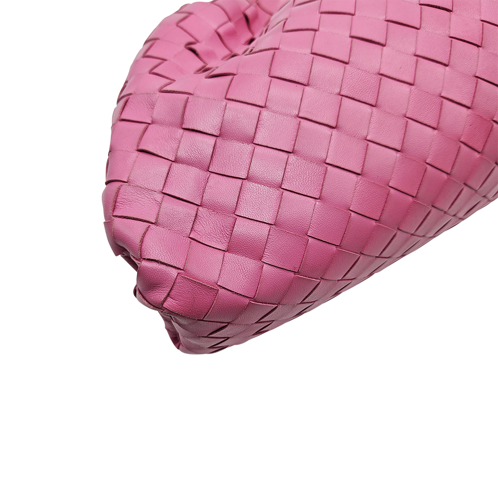 Bottega Veneta Pouch Large Braided Leather Bag Pink - detail view