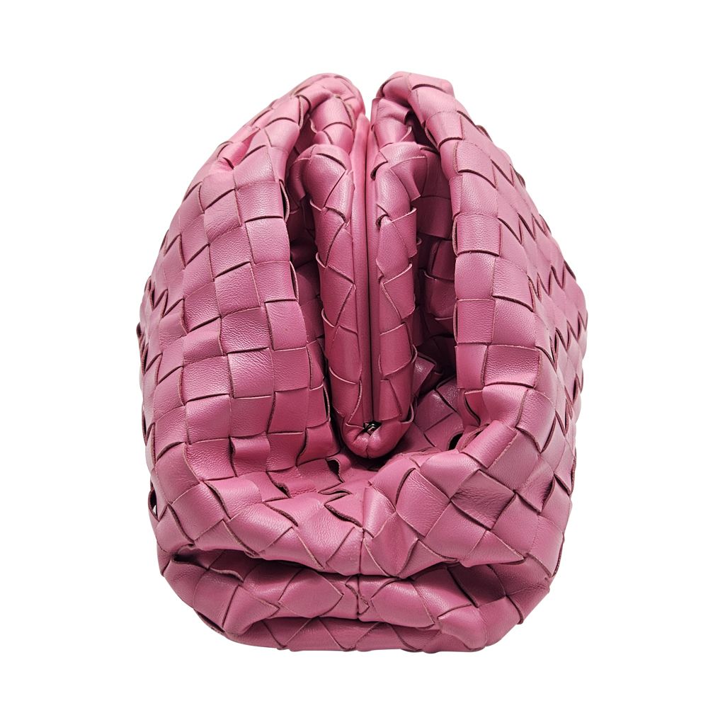 Bottega Veneta Pouch Large Braided Leather Bag Pink - detail view
