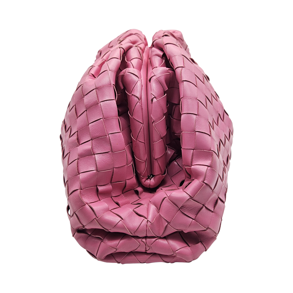 Bottega Veneta Pouch Large Braided Leather Bag Pink - detail view