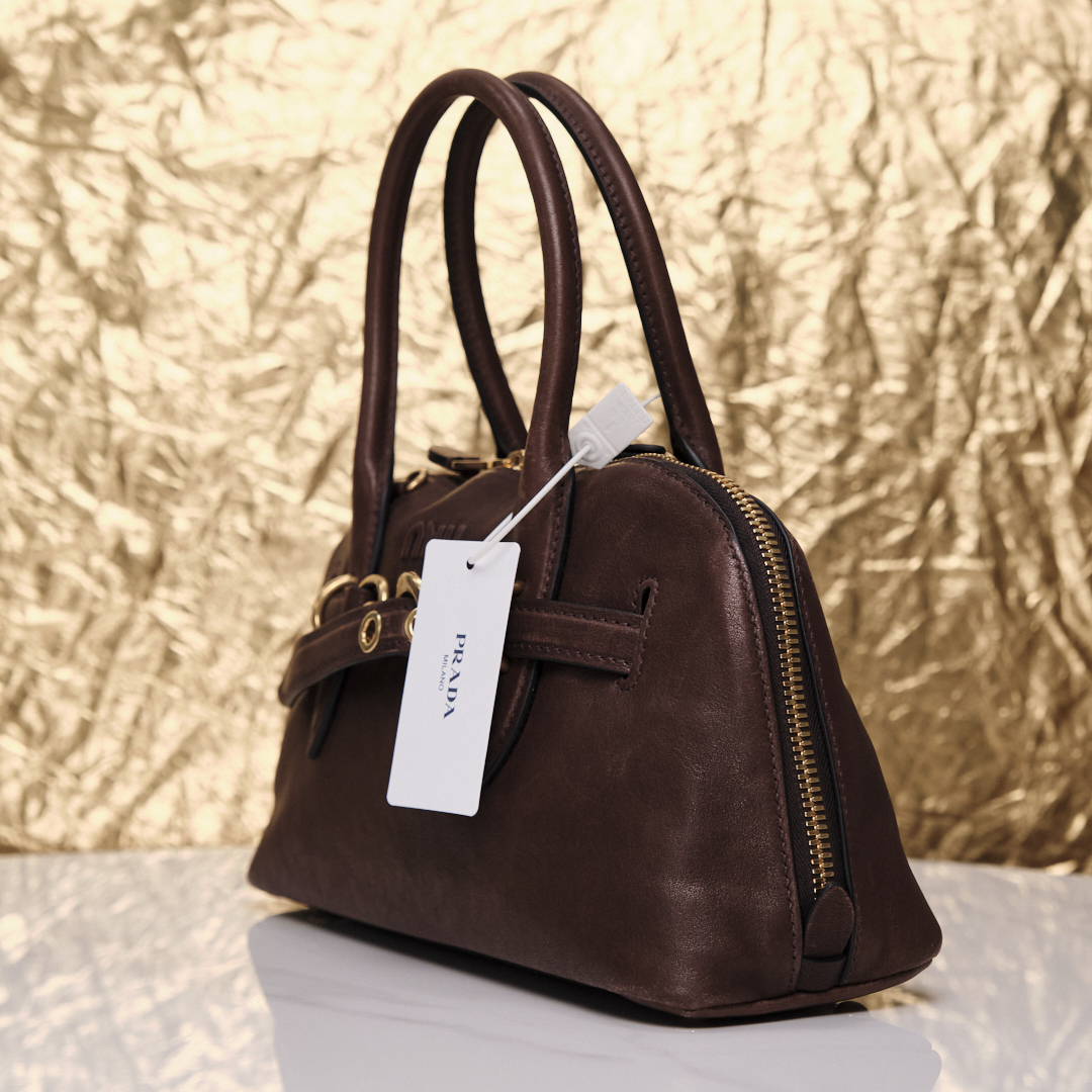 Sac Miu Miu Aventure medium en nappa marron bruyère - vue détaillée