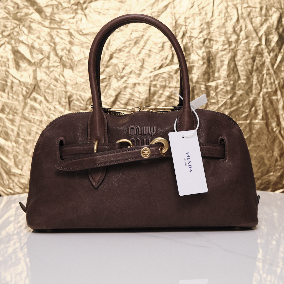 Sac Miu Miu Aventure medium en nappa marron bruyère - vue détaillée