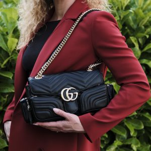 Gucci GG Marmont multi-pocket bag in black